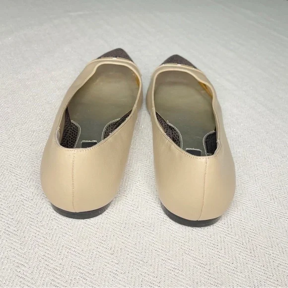 White House Black Market Tan Snakeskin Leather Pointy Toe Flats Shoes 8.5 - Picture 7 of 10